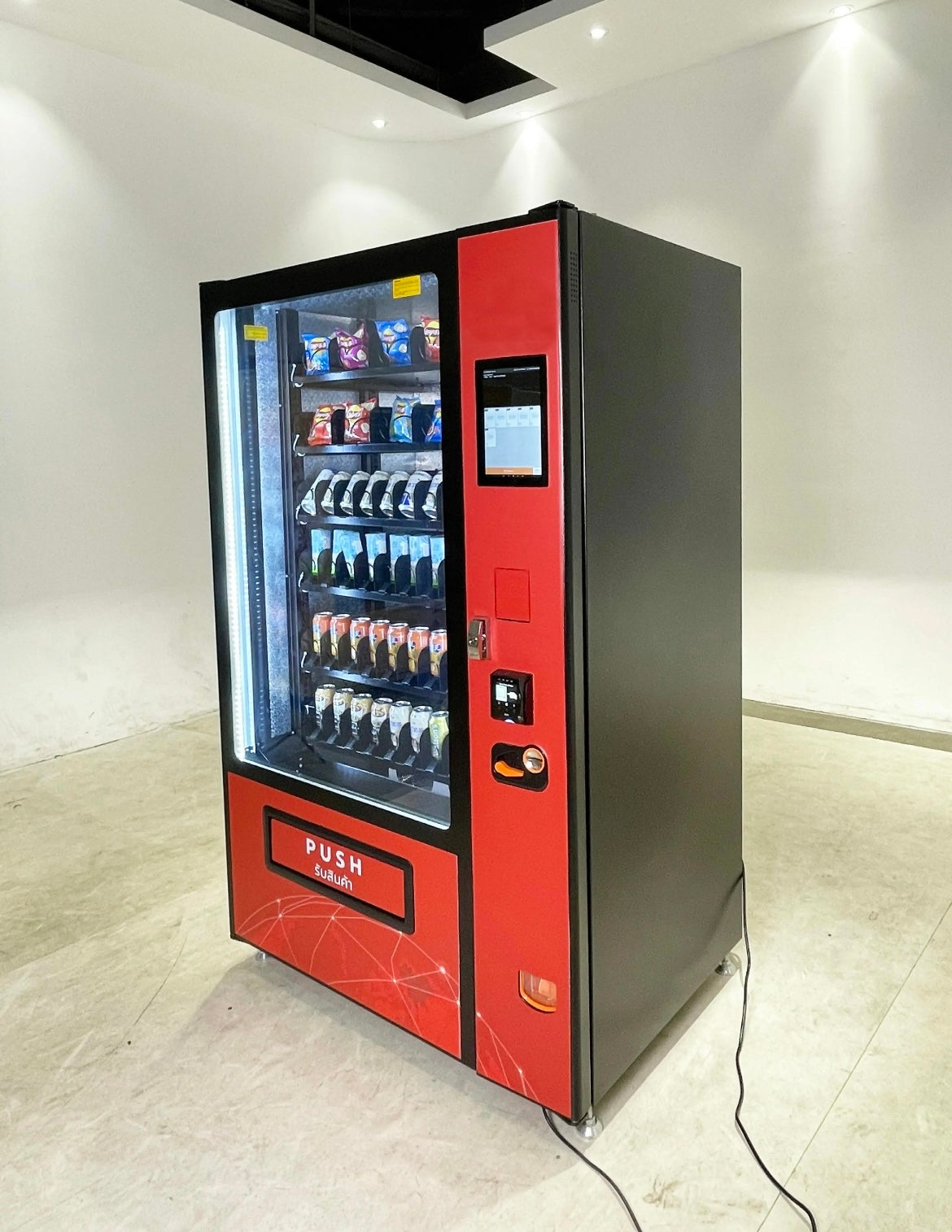 Snackautomat 0.6 (Mit kleinem Touchscreen)